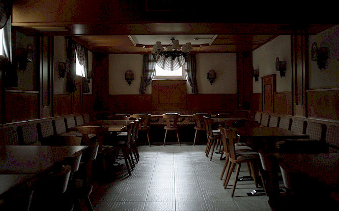 2023 Mona Rizaj | HFBK Hamburg