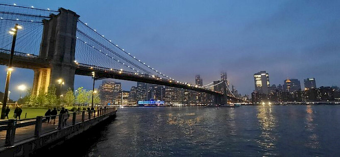 2022 Florianfilm | AUTENTIC