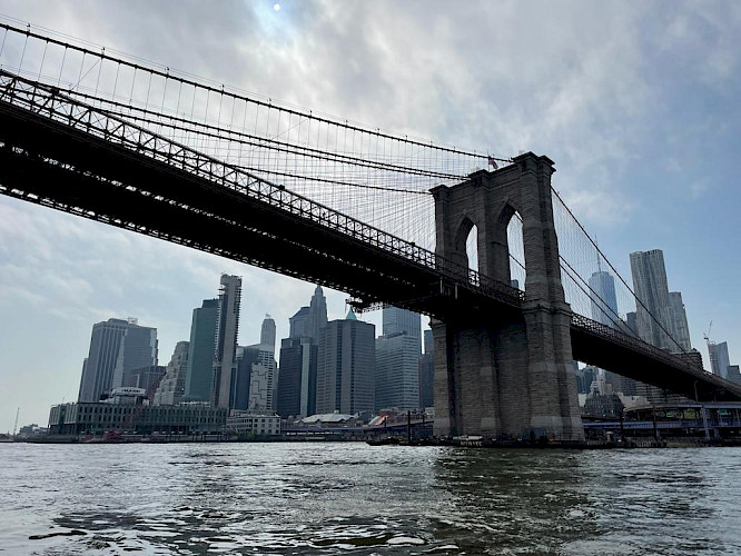 2022 Florianfilm | AUTENTIC