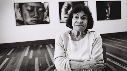 THE LADY WITH THE ARROWS