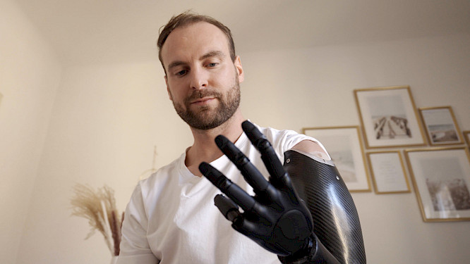 2023 MARCO POLO FILM  | Albatross World Sales 