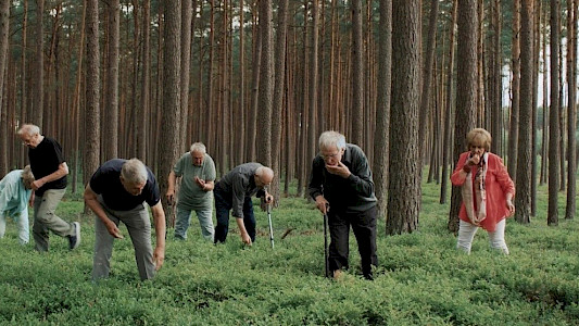 EIGHT BROTHERS AND SISTERS