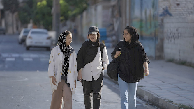 2024 Sarvnaz Alambeigi 