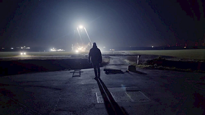 2024 hugofilm features GmbH | Flare Film GmbH