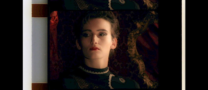 1988 Mona Mur out of clip RITZ