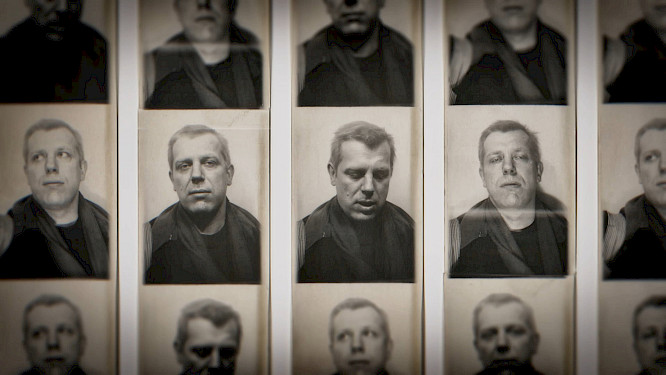 &copy; Filmgalerie 451