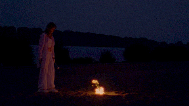 &copy; Mina Simendić