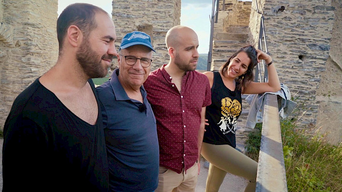 &copy; Pietscher Film